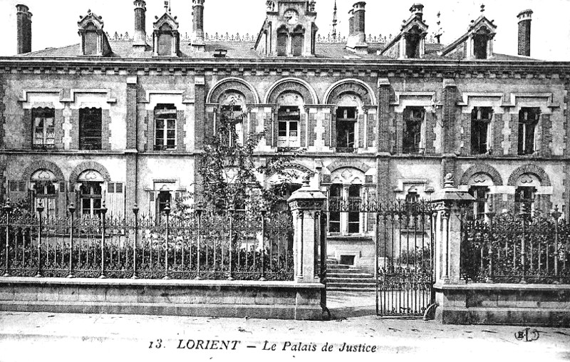 Palais de Justice  Lorient (Bretagne).