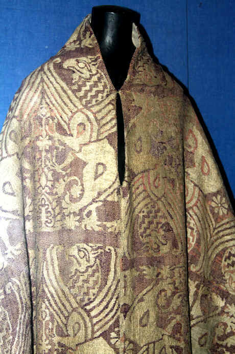 L'glise Saint-Yves de Louannec (Bretagne) : chasuble de saint Yves