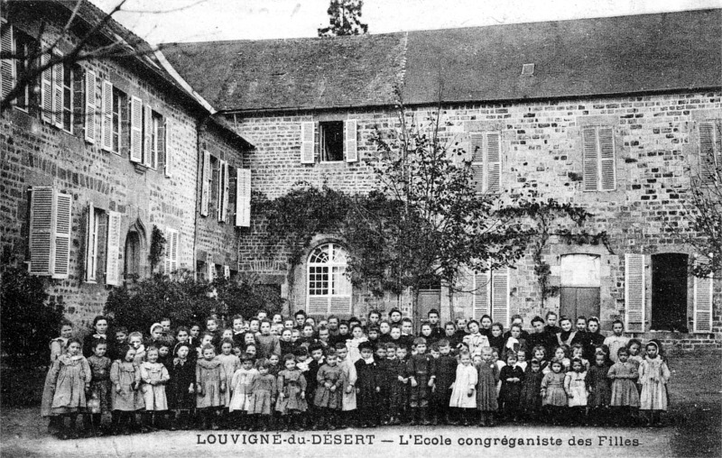 Ville de Louvign-du-Dsert (Bretagne).