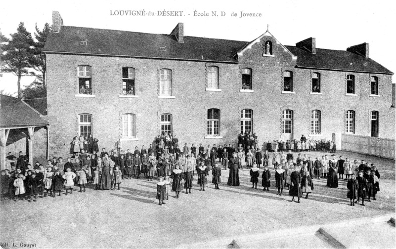 Ville de Louvign-du-Dsert (Bretagne).