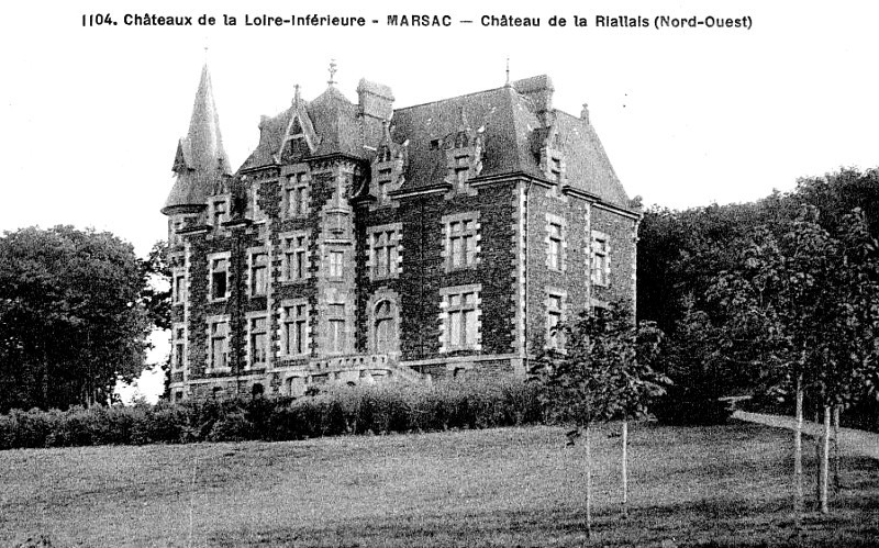 Château de la Riallais à Marsac-sur-Don (anciennement en Bretagne).