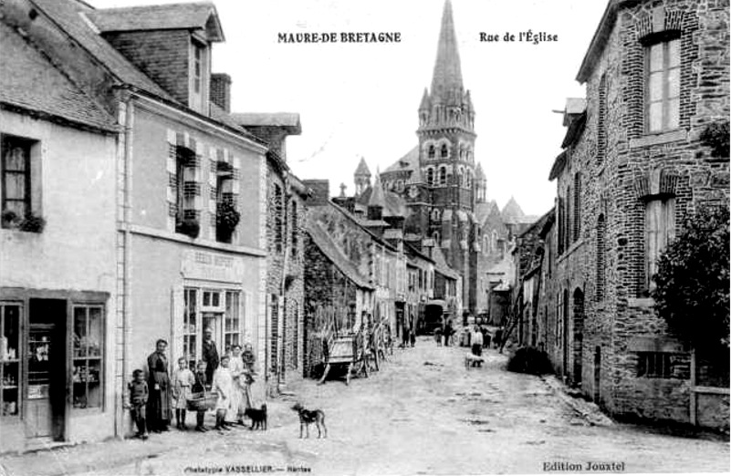 Ville de Maure-de-Bretagne (Bretagne).