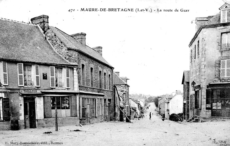 Ville de Maure-de-Bretagne (Bretagne).