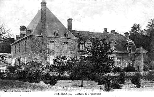Mellionnec (Bretagne) : château de Trégarantec.