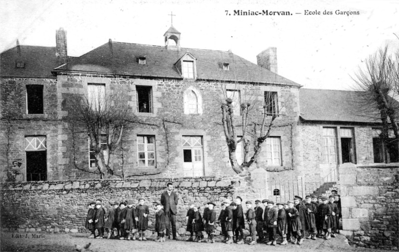 Ville de Miniac-Morvan (Bretagne).