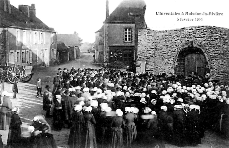 Eglise de Moisdon-la-Rivire (anciennement en Bretagne).