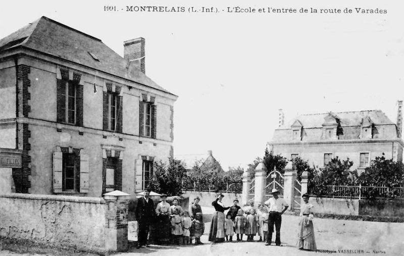 Ville de Montrelais (anciennement en Bretagne).