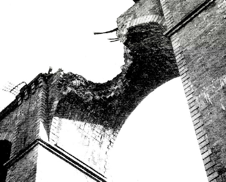 Morlaix : Dgats suite  un bombardement du viaduc en 1939-1945 (Bretagne).