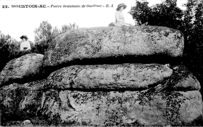 Pierre branlante de Moustoir-Ac (Bretagne).