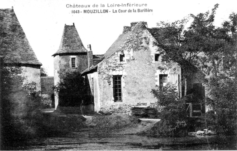 L'ancienne maison noble de La Barillre  Mouzillon (Bretagne).