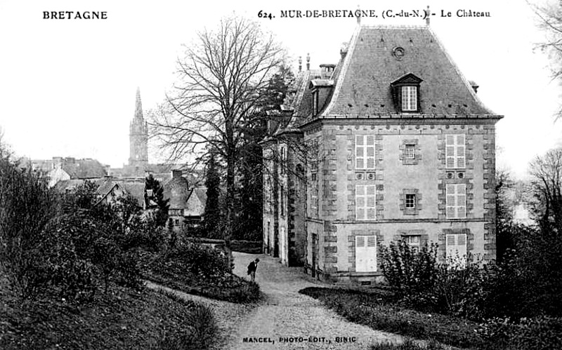 Château de Mûr-de-Bretagne (Bretagne).
