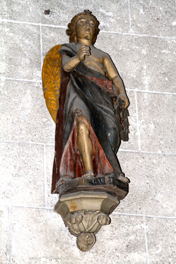 Statue de l'glise de Mr-de-Bretagne