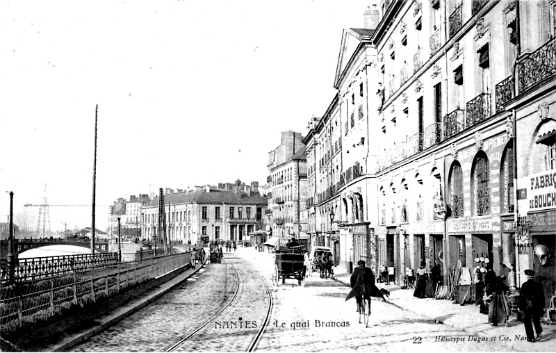 Ville de Nantes : quais Brancas et Flesselles.