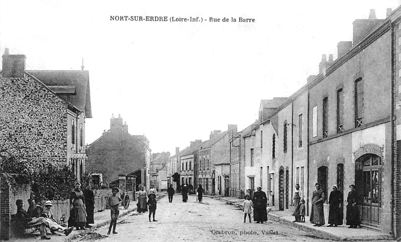 Ville de Nort-sur-Erdre (anciennement en Bretagne).