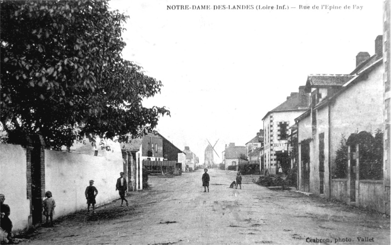 Ville de Notre-Dame-des-Landes (anciennement en Bretagne).