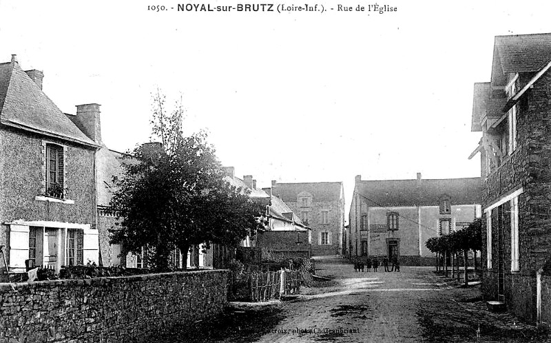 Ville de Noyal-sur-Brutz (Bretagne).