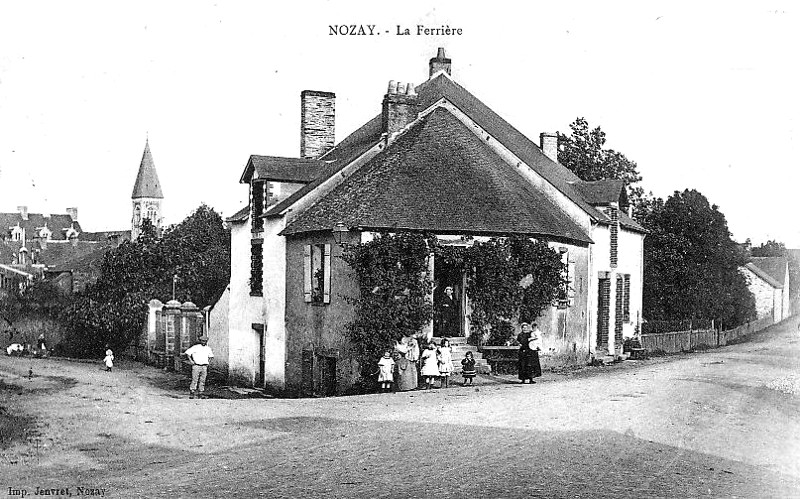 Ville de Nozay (anciennement en Bretagne).