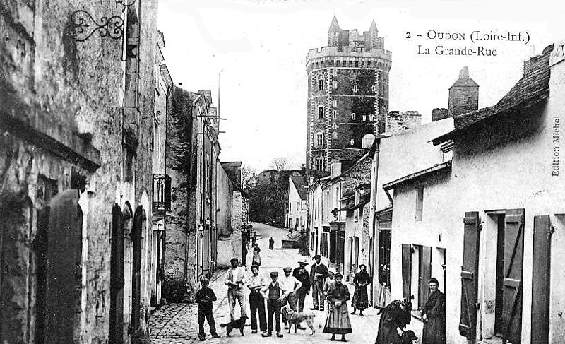 Ville d'Oudon (anciennement en Bretagne).