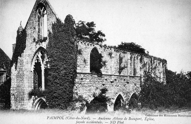 Paimpol : ruines de l'abbaye de Beauport
