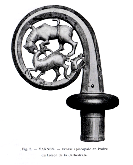 Vannes (Bretagne) : Crosse piscopale en ivoire.