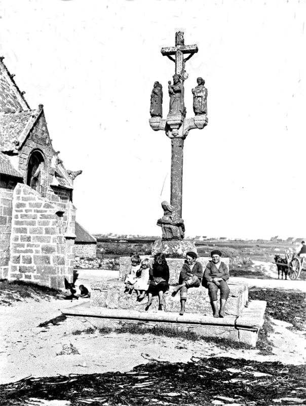 Le calvaire de Notre-Dame de la Joie en Penmarch. Photo agence Rol.