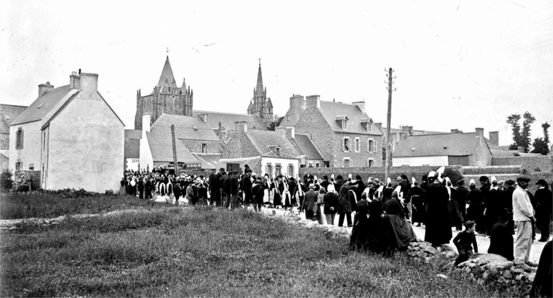 Ville de Penmarc'h (Bretagne) : photo de l'agence Rol (anne 1923).