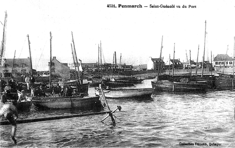 Port de Saint-Gunol en Penmarc'h (Bretagne).