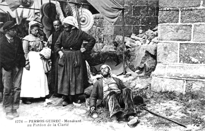 Le pardon  l''glise Notre-Dame de la Clart  Perros-Guirec (Bretagne).