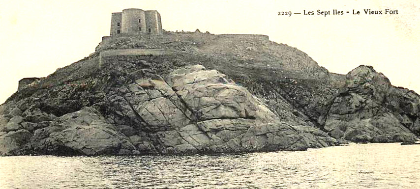 Perros-Guirec : le fort des Sept-Iles (Bretagne)