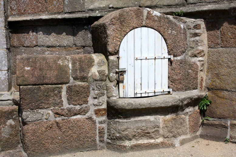 Perros-Guirec : chapelle Notre-Dame de la Clart