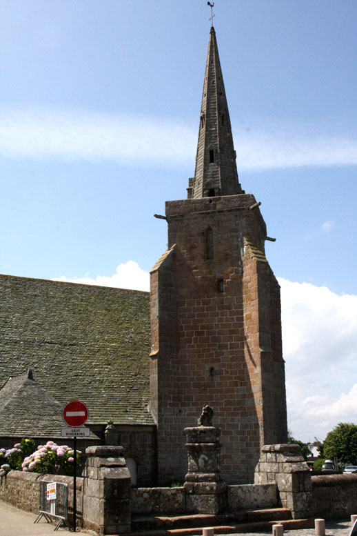 Perros-Guirec : chapelle Notre-Dame de la Clart