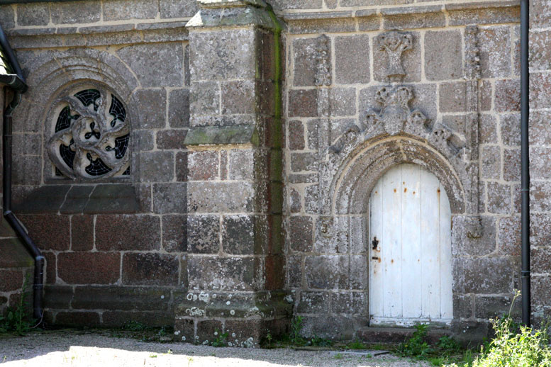 Perros-Guirec : chapelle Notre-Dame de la Clart