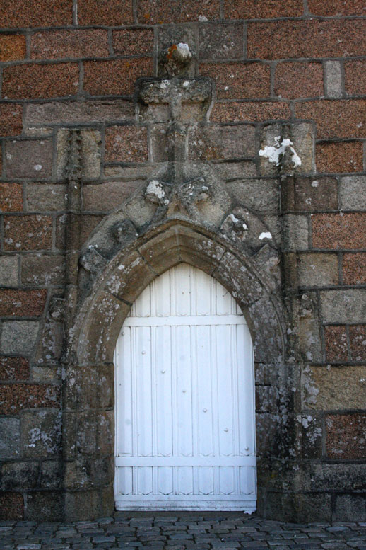 Perros-Guirec : chapelle Notre-Dame de la Clart