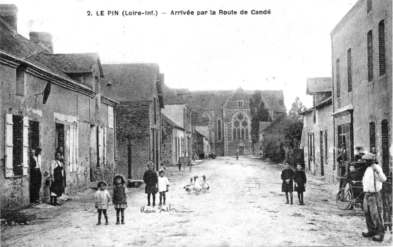 Ville du Pin (anciennement en Bretagne). 