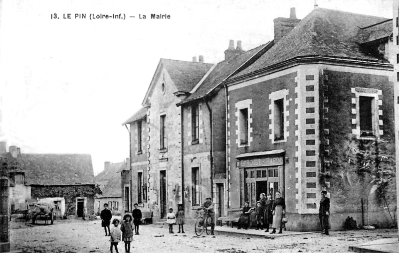 Ville du Pin (anciennement en Bretagne). 