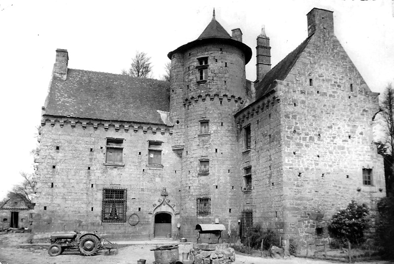 Plaine-Haute (Bretagne) : manoir de la Ville-Daniel ou Kerdaniel.