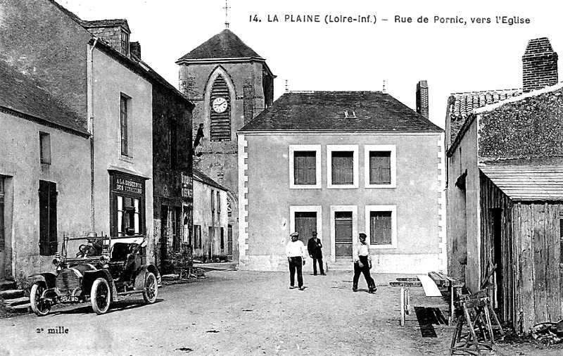 Ville de La Plaine-sur-Mer (anciennement en Bretagne).