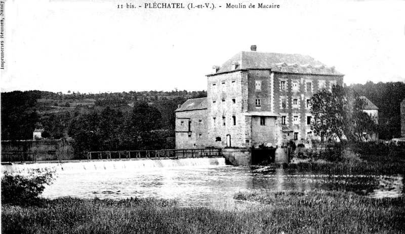 Moulin de Plchtel (Bretagne).