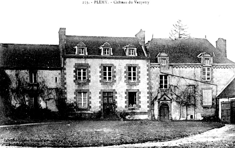Ville de Plmy (Bretagne) : manoir de Vaupatry.