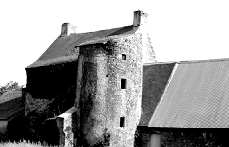 L'ancien manoir du Grand Moustoir, avant sa restauration à Plescop (Bretagne).
