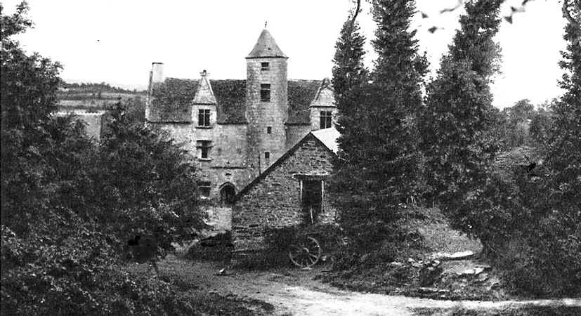 Manoir de Toul-an-Gollet en Plsidy (Bretagne)