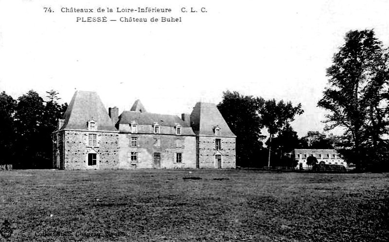 Chteau de Buhel en Pless (anciennement en Bretagne).