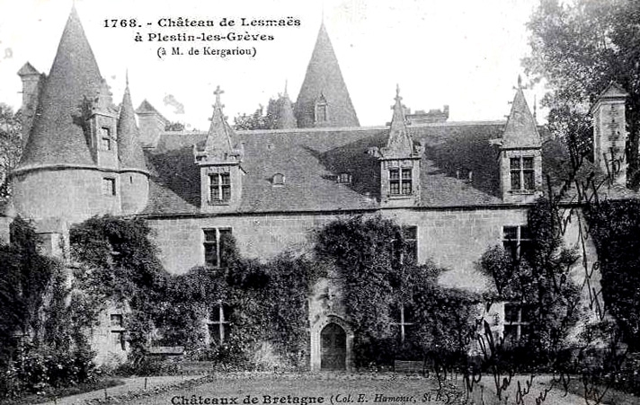 Plestin-les-Grèves (Bretagne) : château de Lesmais