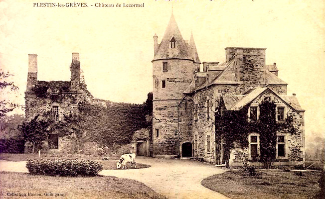 Plestin-les-Grves (Bretagne) : chteau de Lezormel