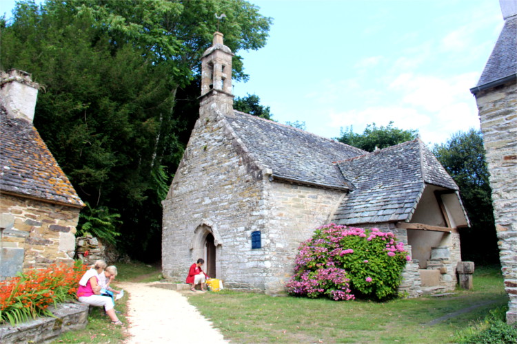 Plestin-les-Grèves (Bretagne) : chapelle Sainte-Barbe.