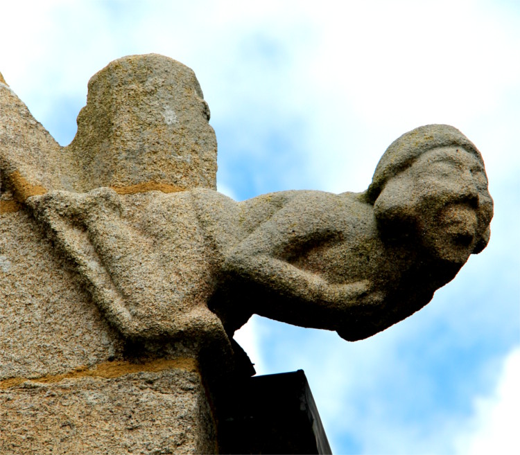 Plestin-les-Grves (Bretagne) : chapelle de Saint-Jagut.