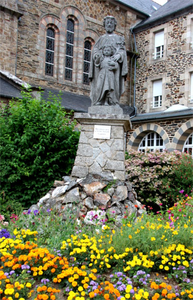 Plestin-les-Grèves (Bretagne) : institution Notre-Dame