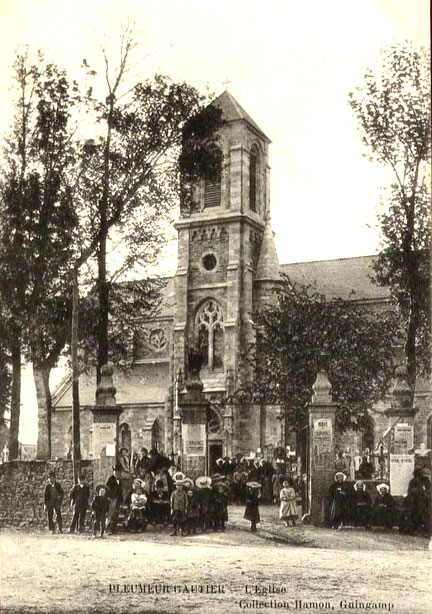 Eglise de Pleumeur-Gautier (Bretagne)