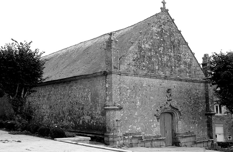 Chapelle de Ploemel (Bretagne).