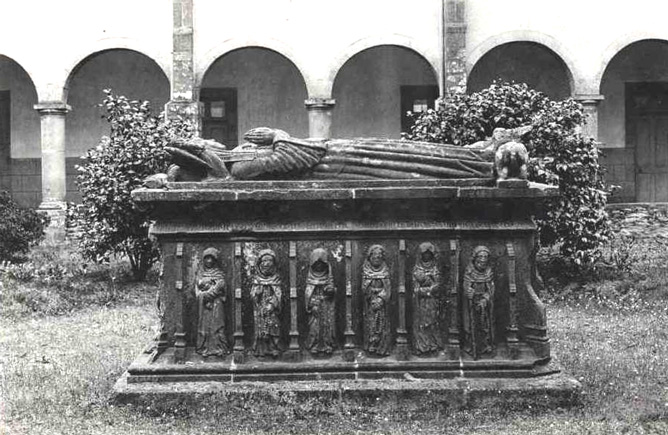 Plormel (Bretagne) : tombeau de Philippe de Montauban et Anne du Chastellier, son pouse